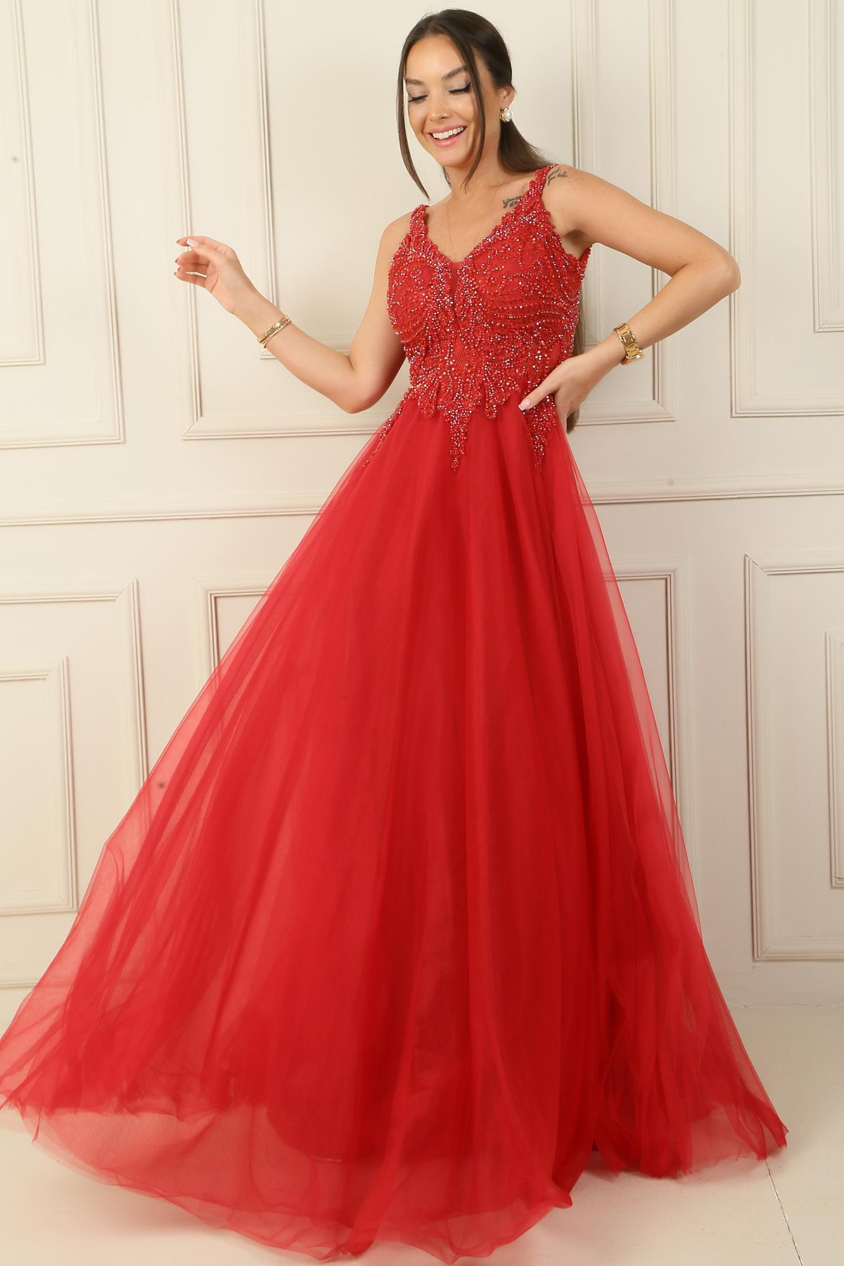 S-24Y0490003Ön Arka V Yaka Boncuk İşlemeli Astarlı Uzun Tül Abiye Elbise