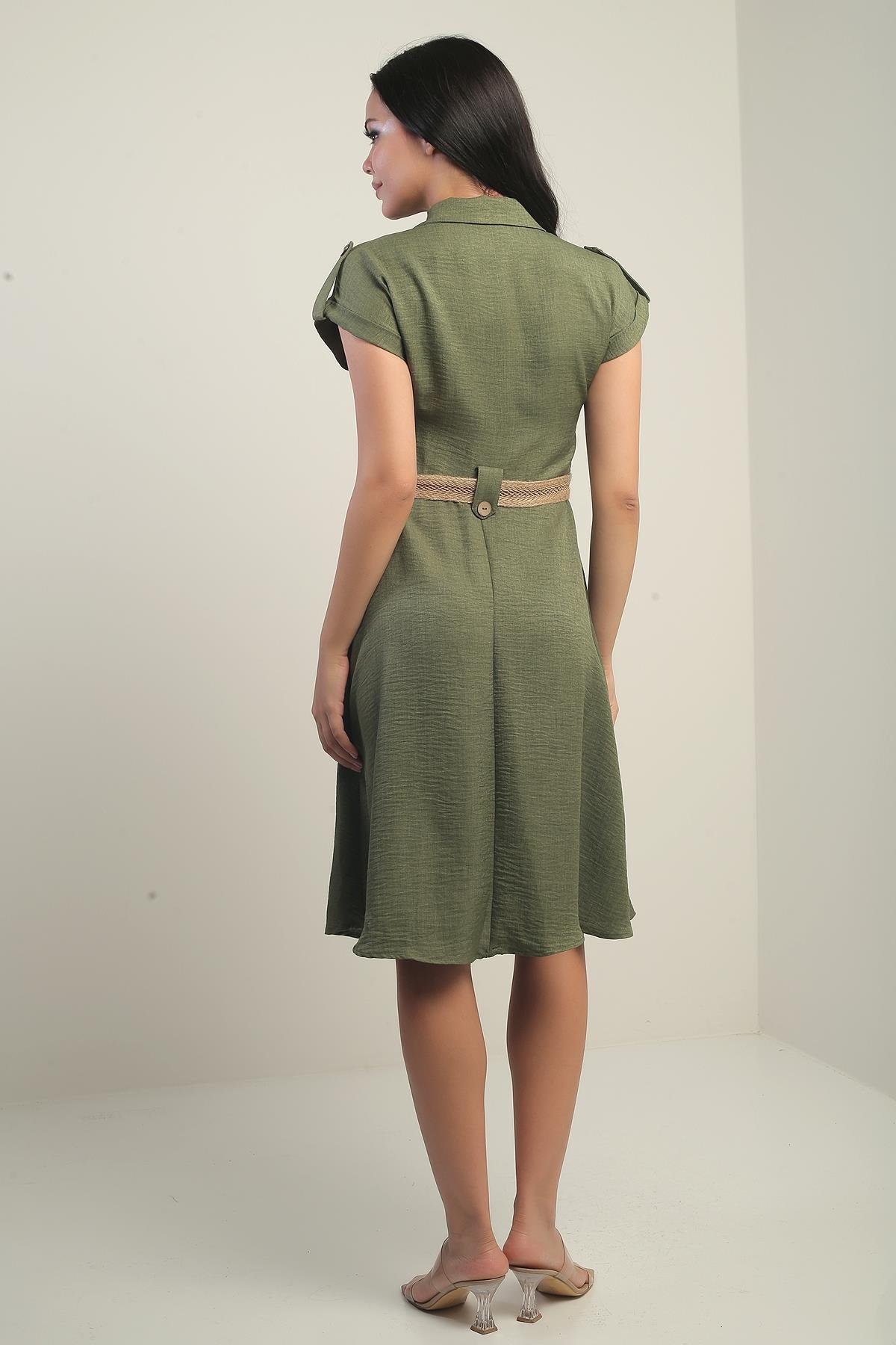 S-24Y0840004Kadın Yakalı Düşük Omuz Çift Cepli Kemerli Keten Efektli Elbise