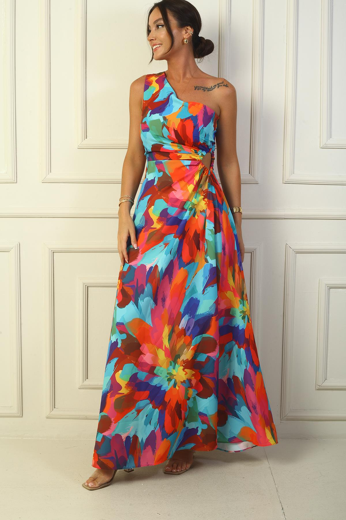 S-24Y0840038Tek Omuz Yandan Pencereli Çok Renkli Uzun Krep Saten Elbise