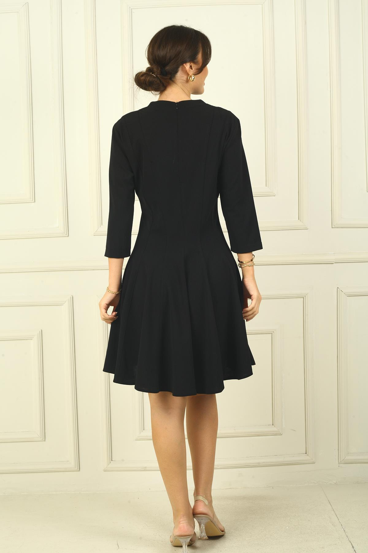 S-24Y0840096Kadın Yuvarlak Yaka Arkası Fermuarlı Kloş Etek Yarım Kol Elbise