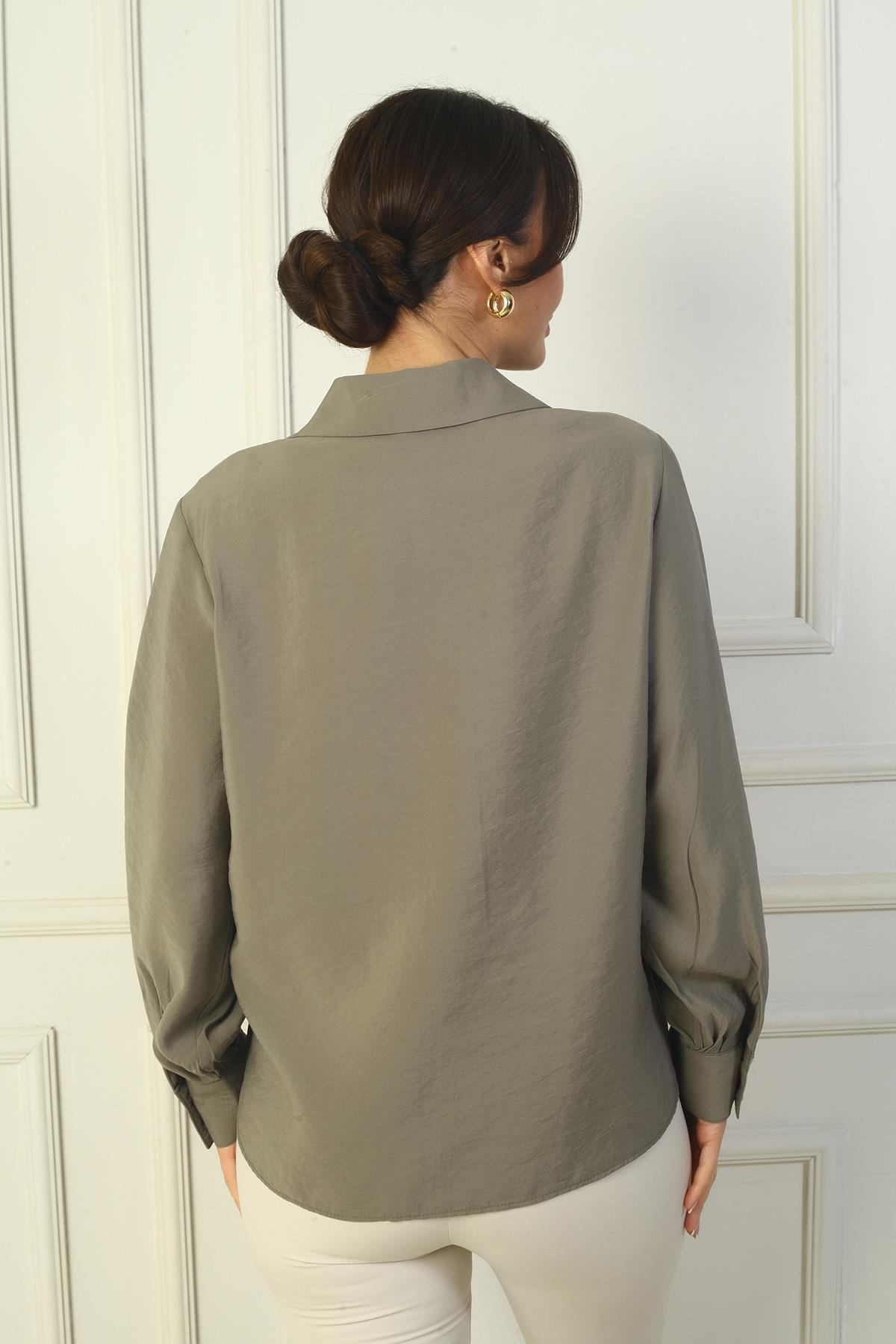 S-24Y0840097Kadın Önü Düğmeli Kolları Büzgülü Uzun Kol Gömlek