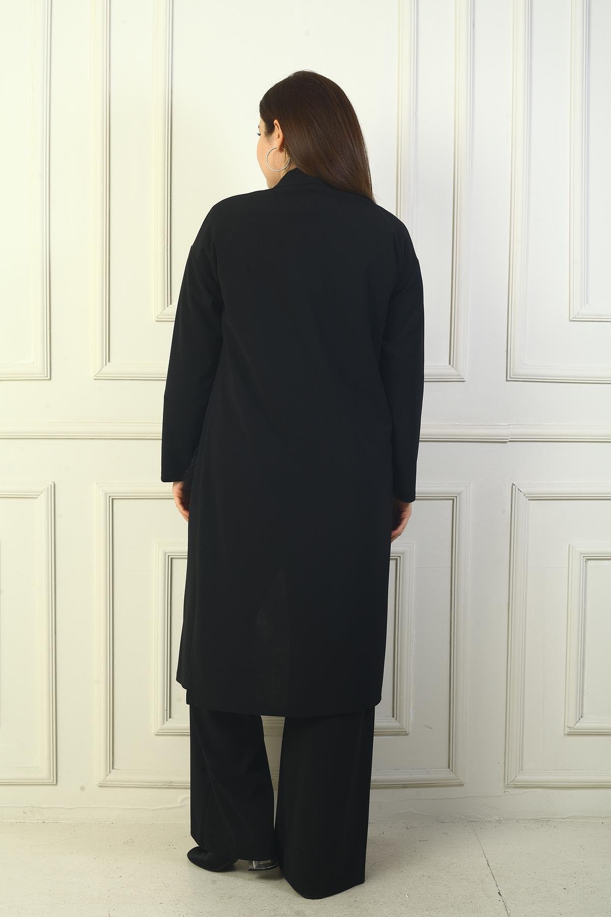 S-24Y0910021Kadın Cepleri Kürklü Yanları Yırtmaçlı Büyük Beden Krep Hırka