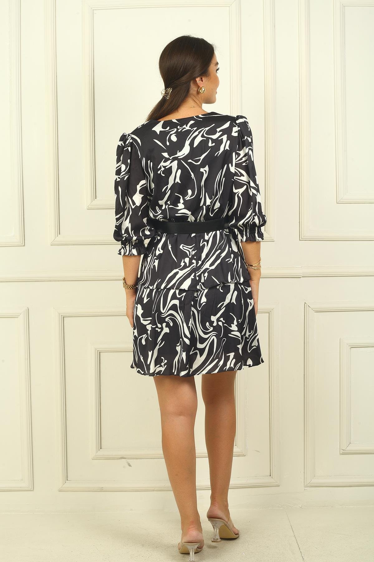 S-24Y1520031Kadın Kruvaze Yaka Beli Kemerli Astarlı Soyut Desenli Kat Kat Saten Elbise