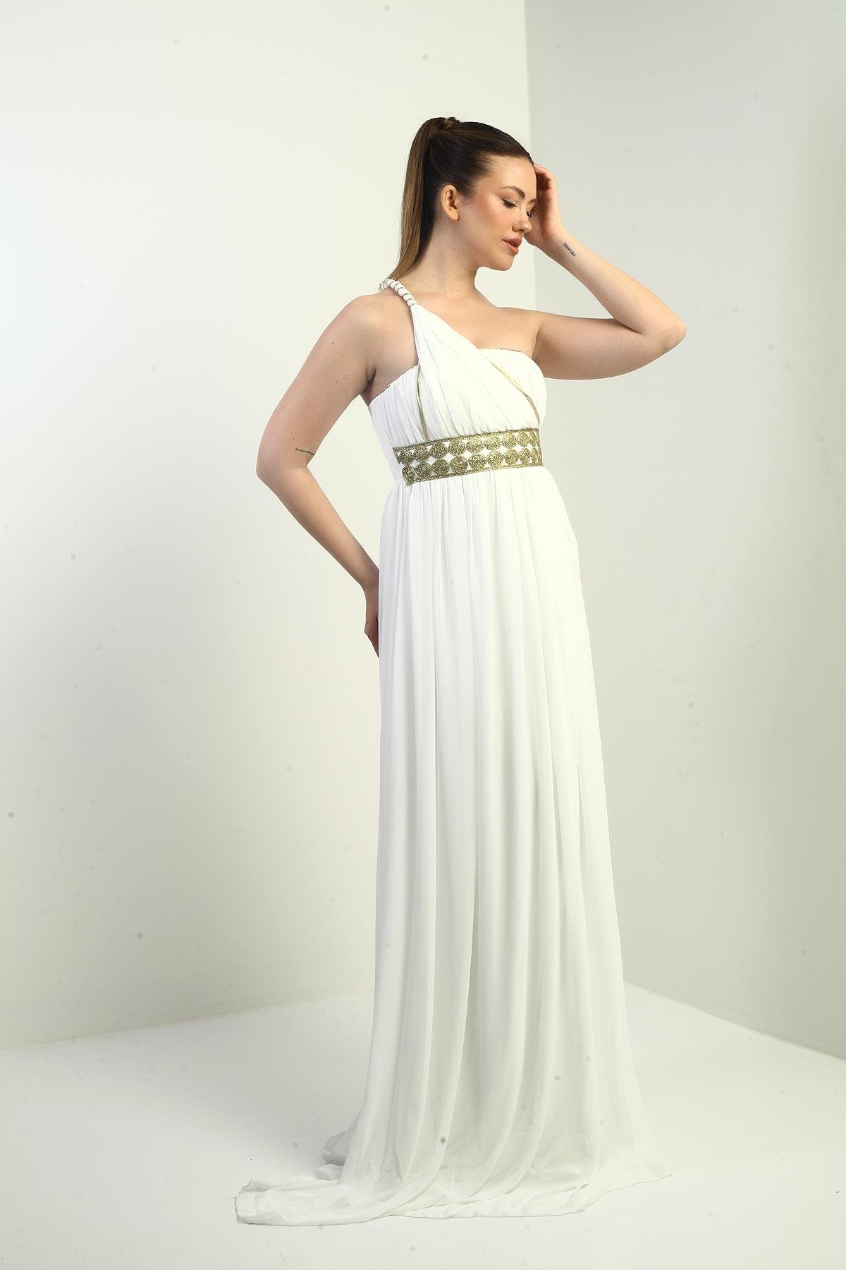 S-24Y1650001Kadın Tek Omuz Askılı Önü Hasır Astarlı Şifon Uzun Elbise