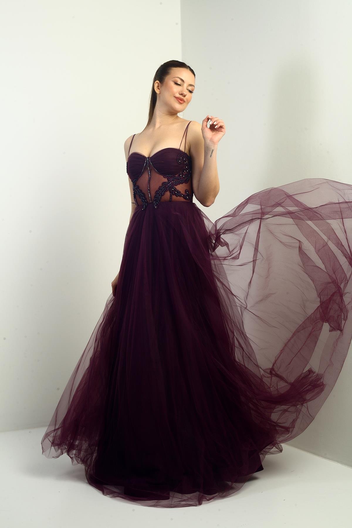 S-24Y1650007Kadın İp Askılı astarlı Göğüs Pliseli Boncuk İşlemeli Uzun Prenses Elbise