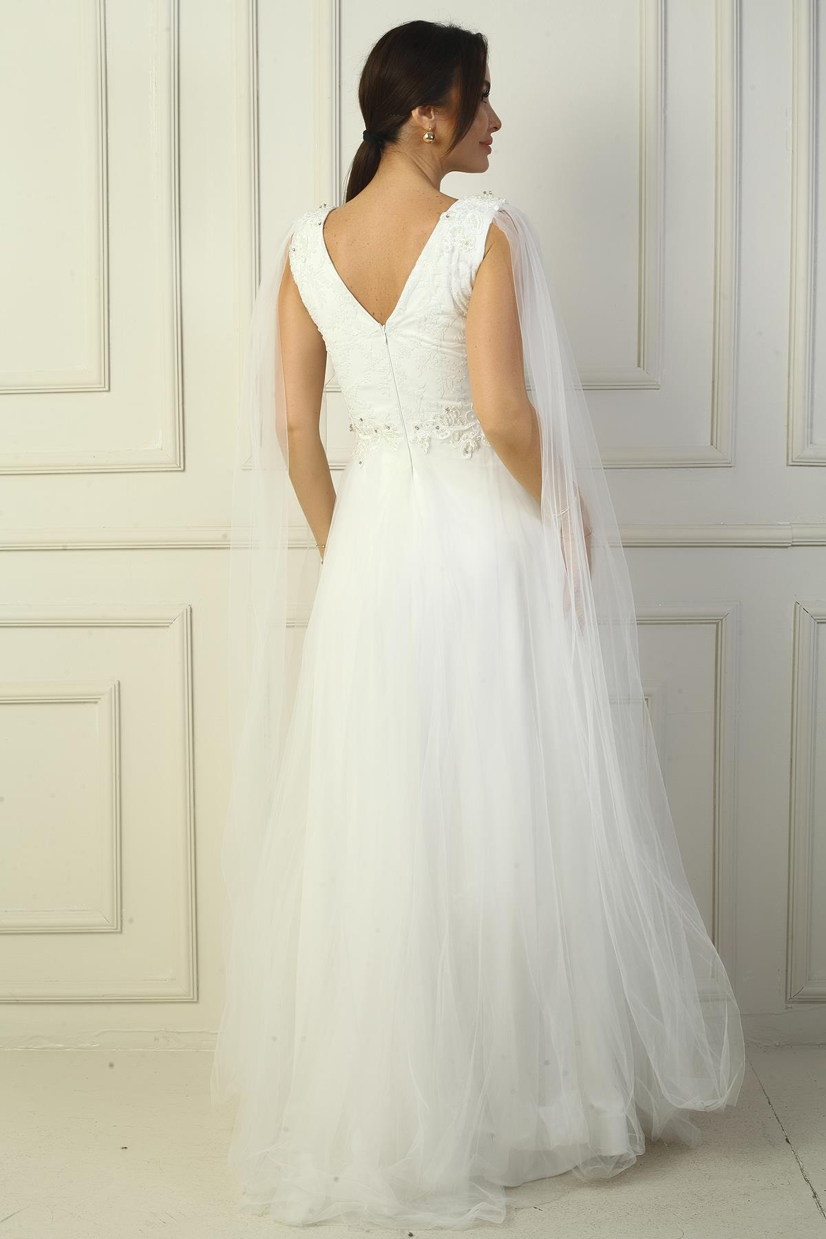 S-24Y1650014Kadın Ön Arka V Yaka Üstü Boncuk İşlemeli Geniş Beden Aralıklı Uzun Tül Abiye Elbise