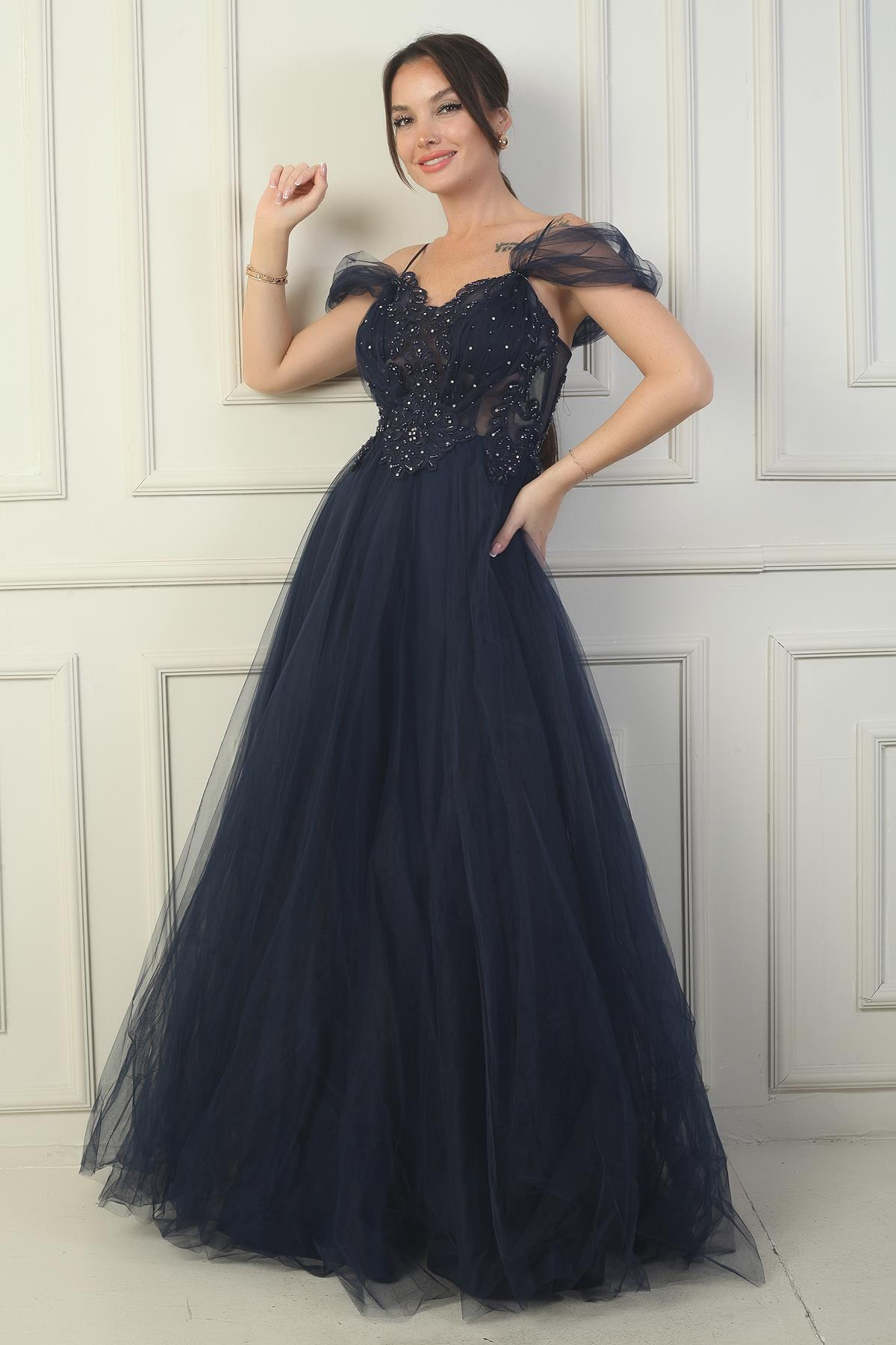 S-24Y1650016Kadın Ön Arka V Yaka Astarlı Düşük Kollu Üstü Aplike İşleme Prenses Abiye Elbise