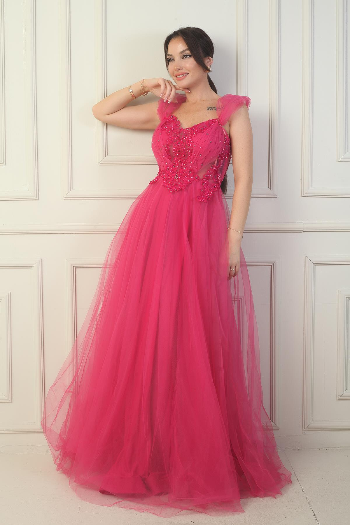 S-24Y1650016Kadın Ön Arka V Yaka Astarlı Düşük Kollu Üstü Aplike İşleme Prenses Abiye Elbise