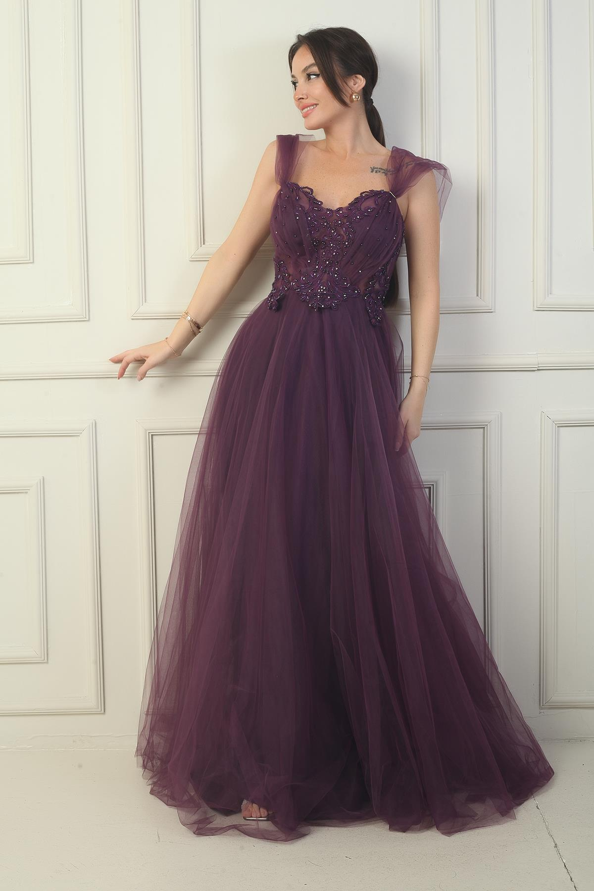 S-24Y1650016Kadın Ön Arka V Yaka Astarlı Düşük Kollu Üstü Aplike İşleme Prenses Abiye Elbise