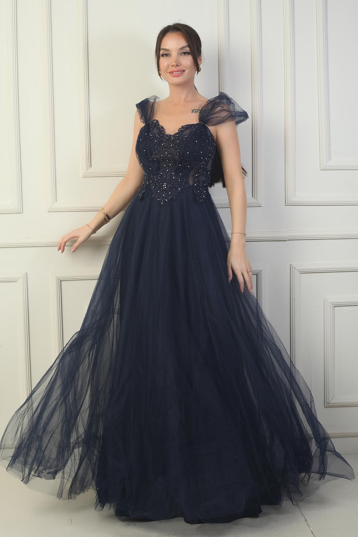 S-24Y1650016Kadın Ön Arka V Yaka Astarlı Düşük Kollu Üstü Aplike İşleme Prenses Abiye Elbise