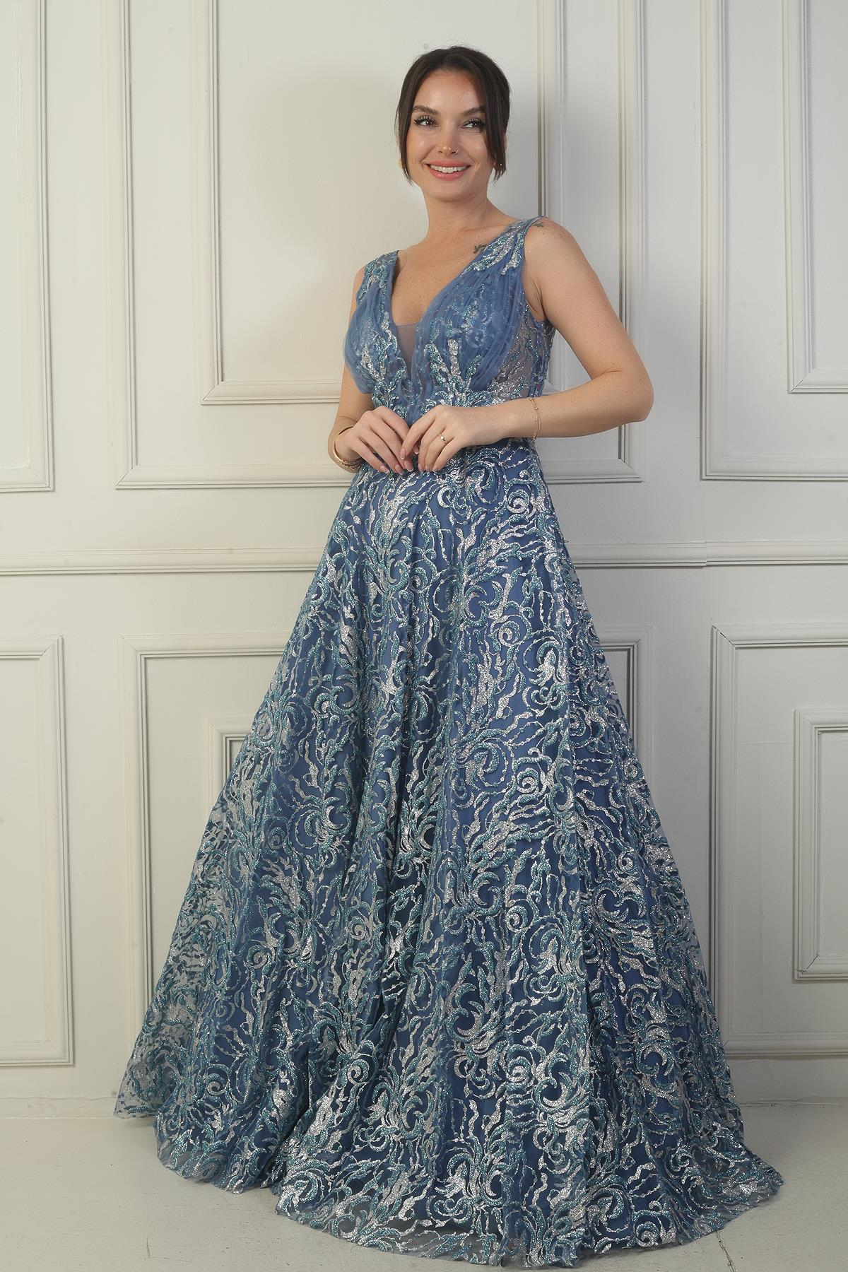 S-24Y1650017Kadın Ön Arka V Yaka Göğüs Pliseli Arkadan Bağcıklı Astarlı Sim Flok Baskı Uzun Abiye Elbise