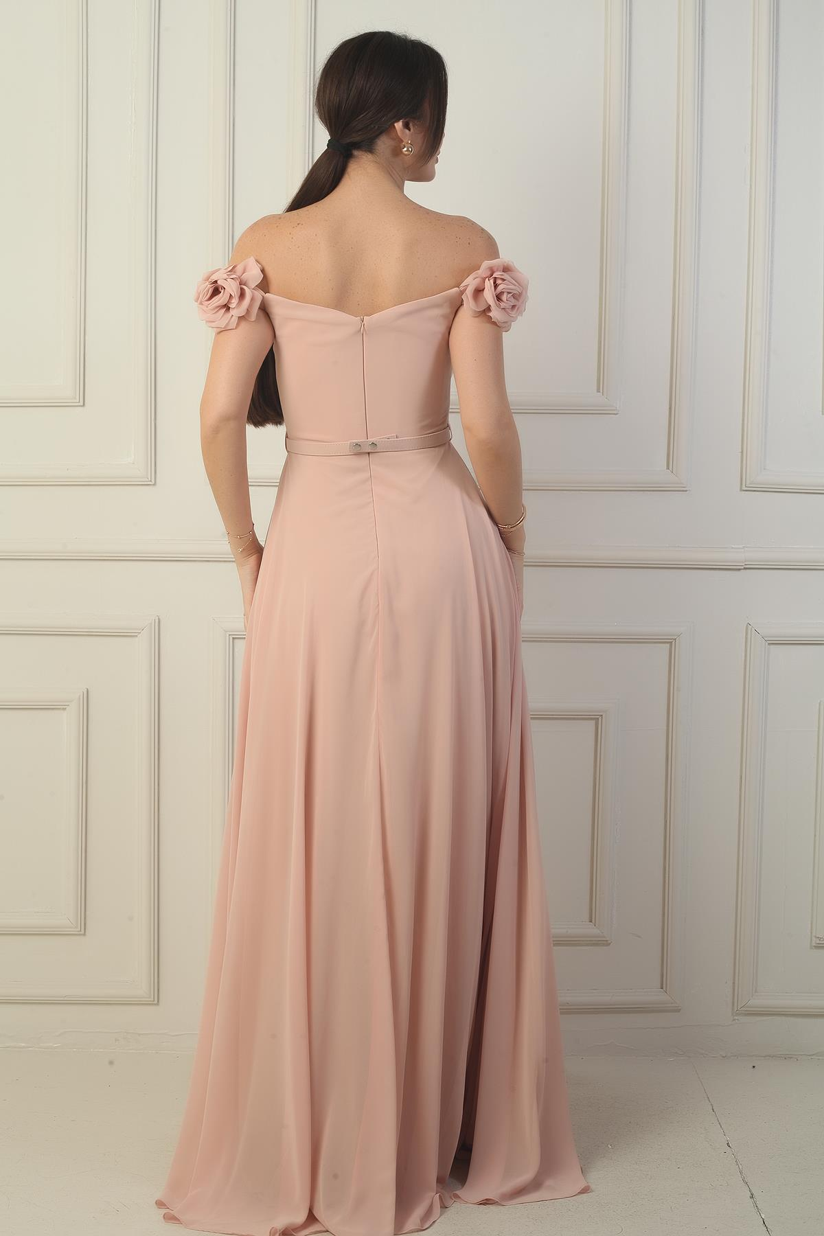 S-24Y1650022Kadın Yakası Lazer Kesim Çiçek Astarlı Beli Kemerli Uzun Şifon Elbise