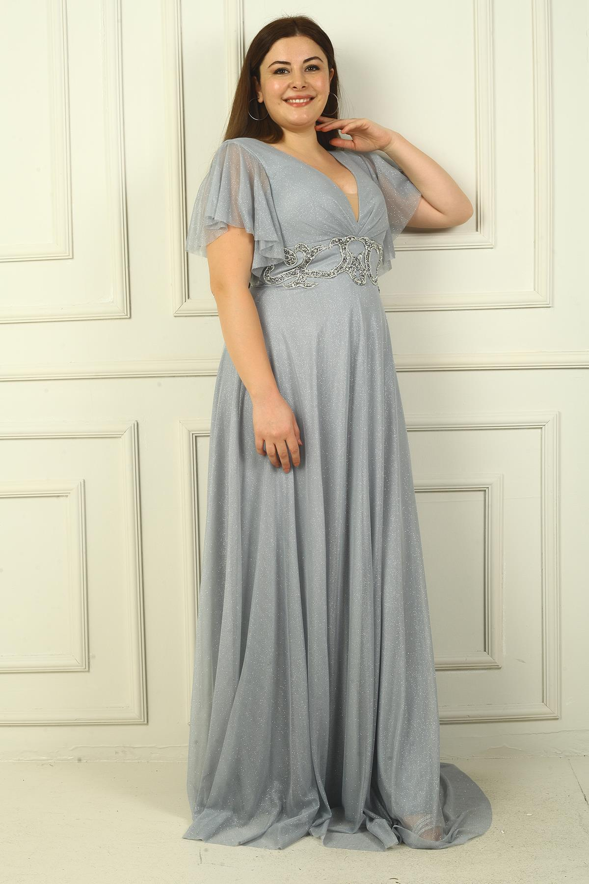 S-24Y1650023Kadın Ön Arka V Yaka Beli Taş İşlemeli Astarlı Simli Büyük Beden Abiye Elbise