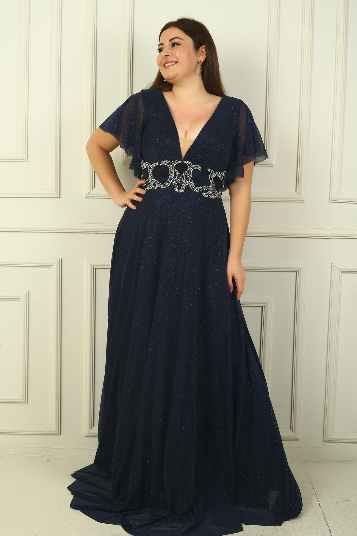 S-24Y1650023Kadın Ön Arka V Yaka Beli Taş İşlemeli Astarlı Simli Büyük Beden Abiye Elbise