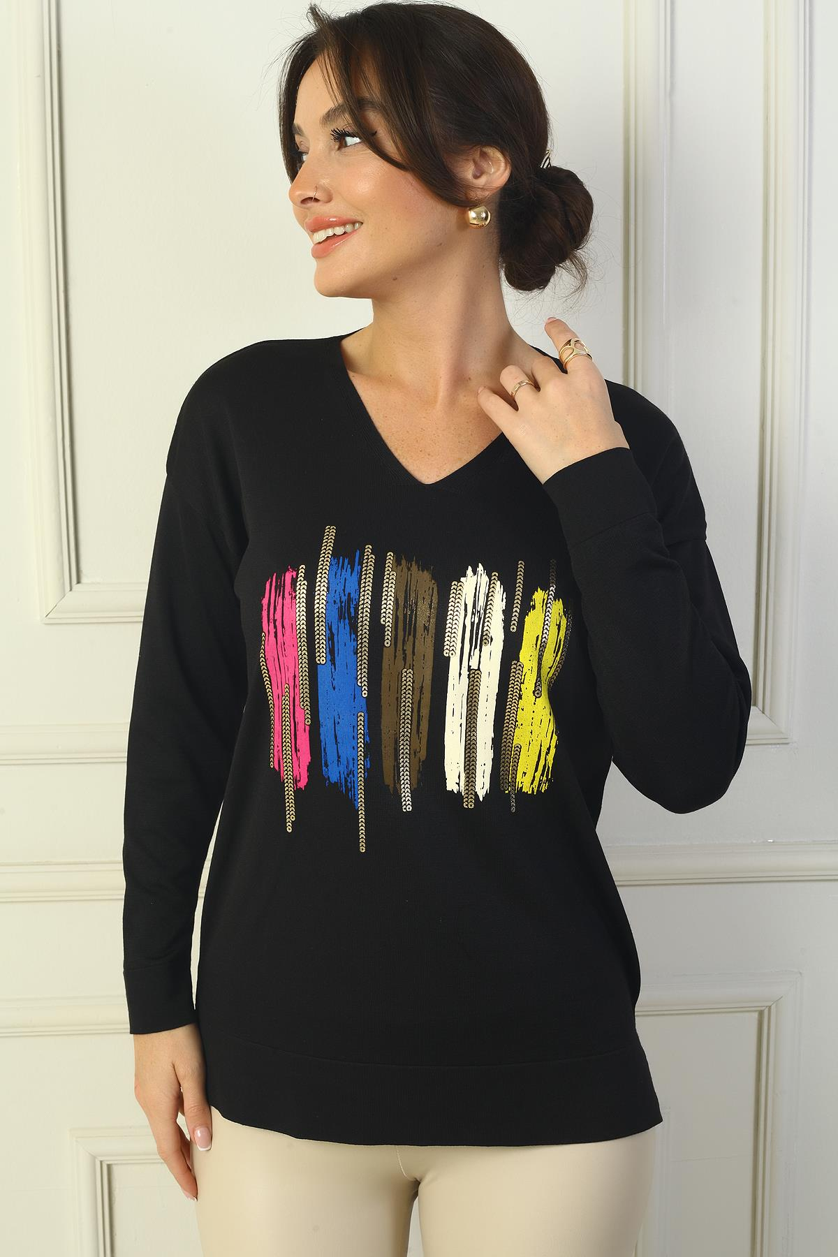 S-24Y1800003Kadın V Yaka Önü Baskılı Triko Kazak