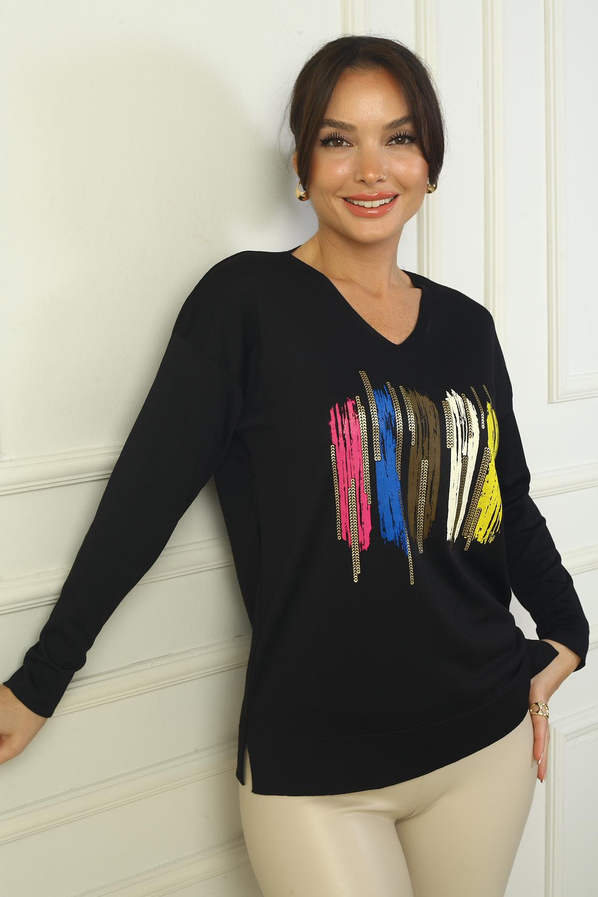 S-24Y1800003Kadın V Yaka Önü Baskılı Triko Kazak