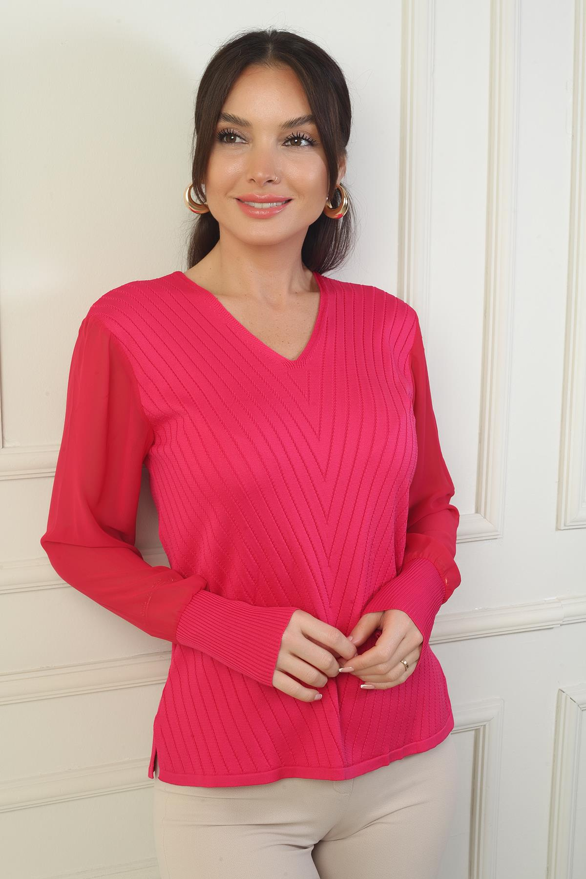 S-24Y1800009Kadın Kolları Şifon V Yaka Kazak