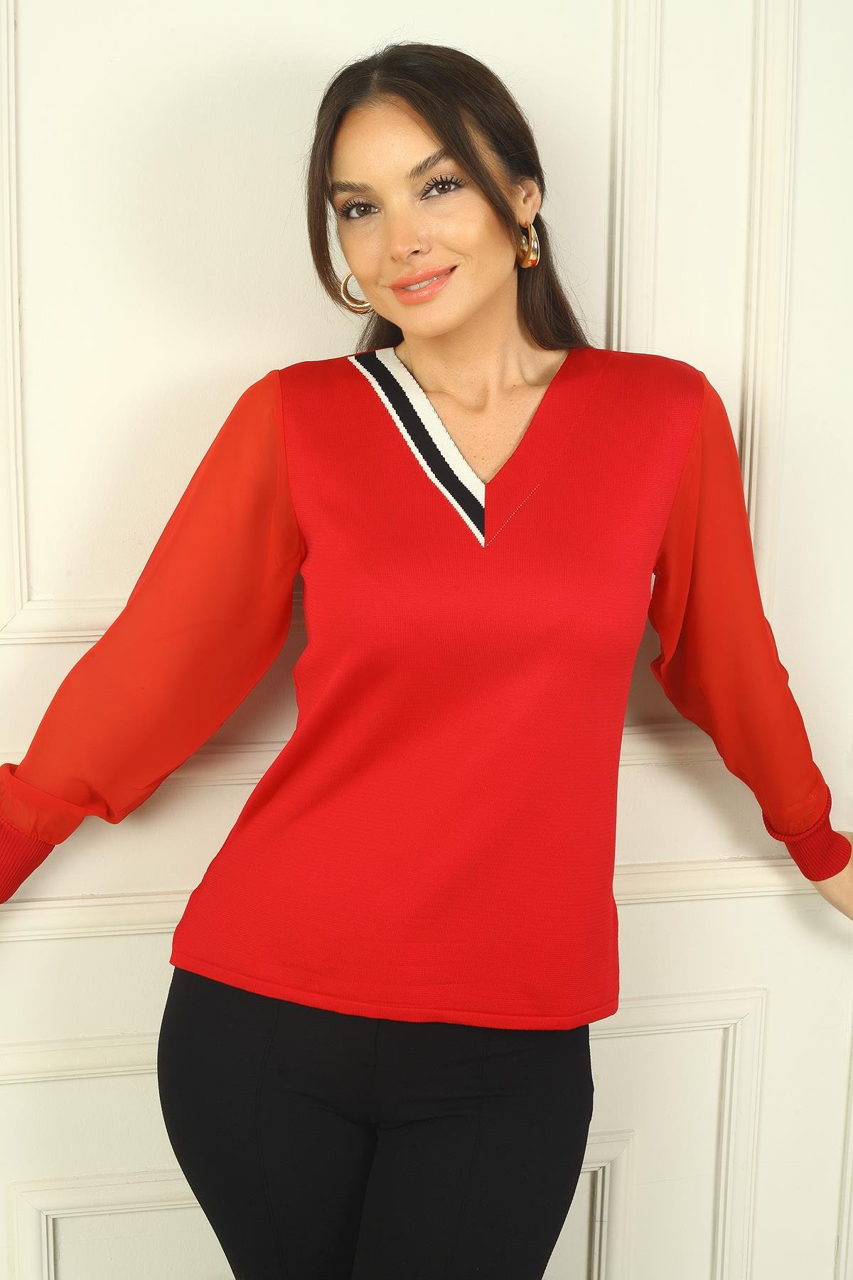 S-24Y1800011Kadın V Yaka Yarısı Şeritli Kolları Şifon Kazak