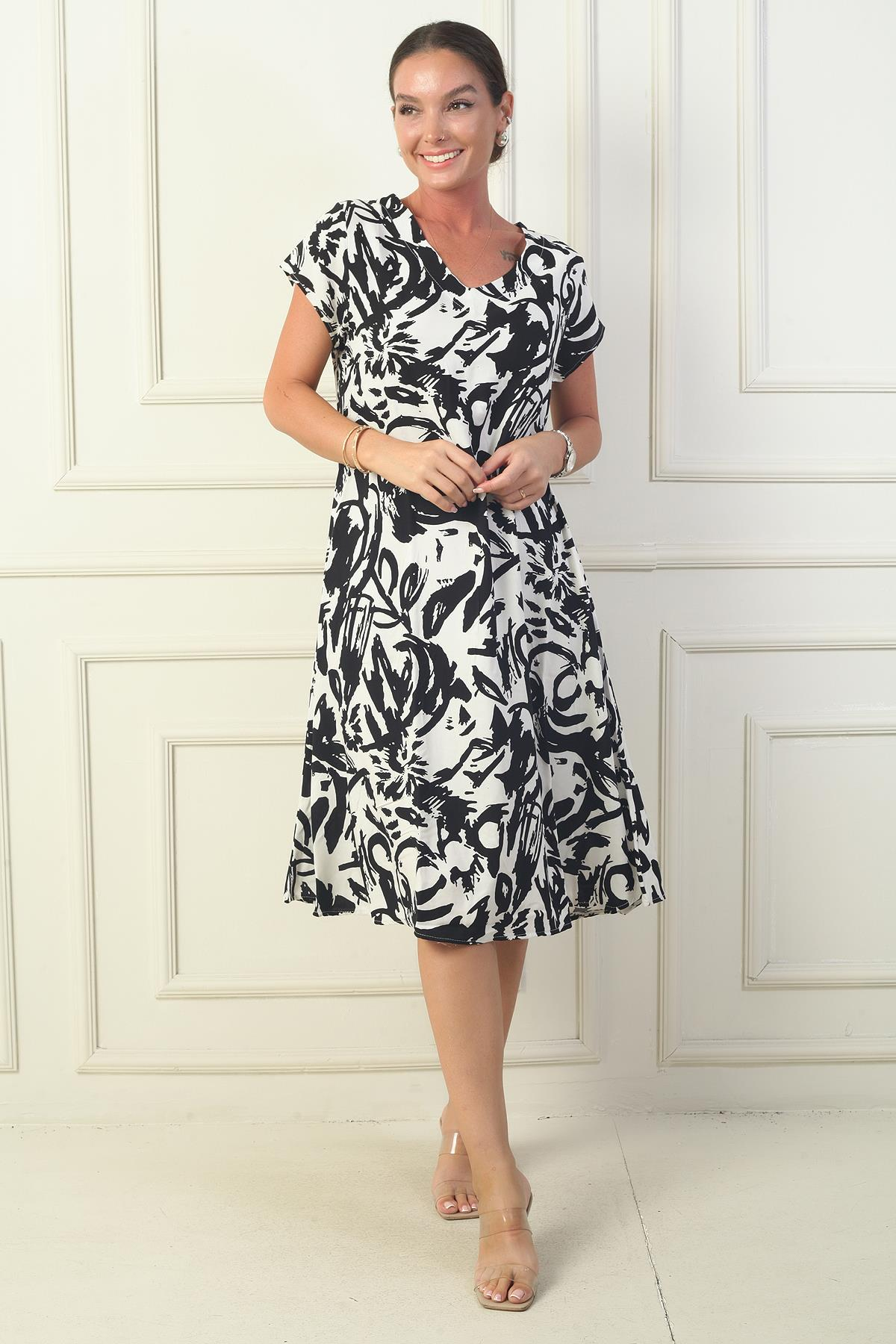 S-24Y2220008Kadın V Yaka Soyut Desenli Viskon Elbise