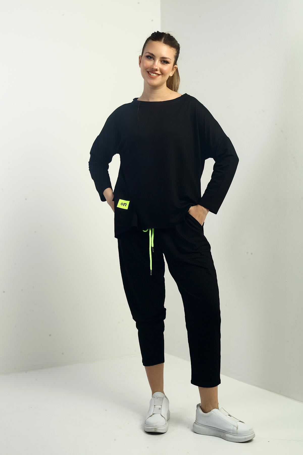 S-24Y2220014Kadın Ön Kısa Arka Uzun YAnları Yırtmaçlı Sweat Beli Lastikli Cepli Pantolon İki İplik 2'li Takım