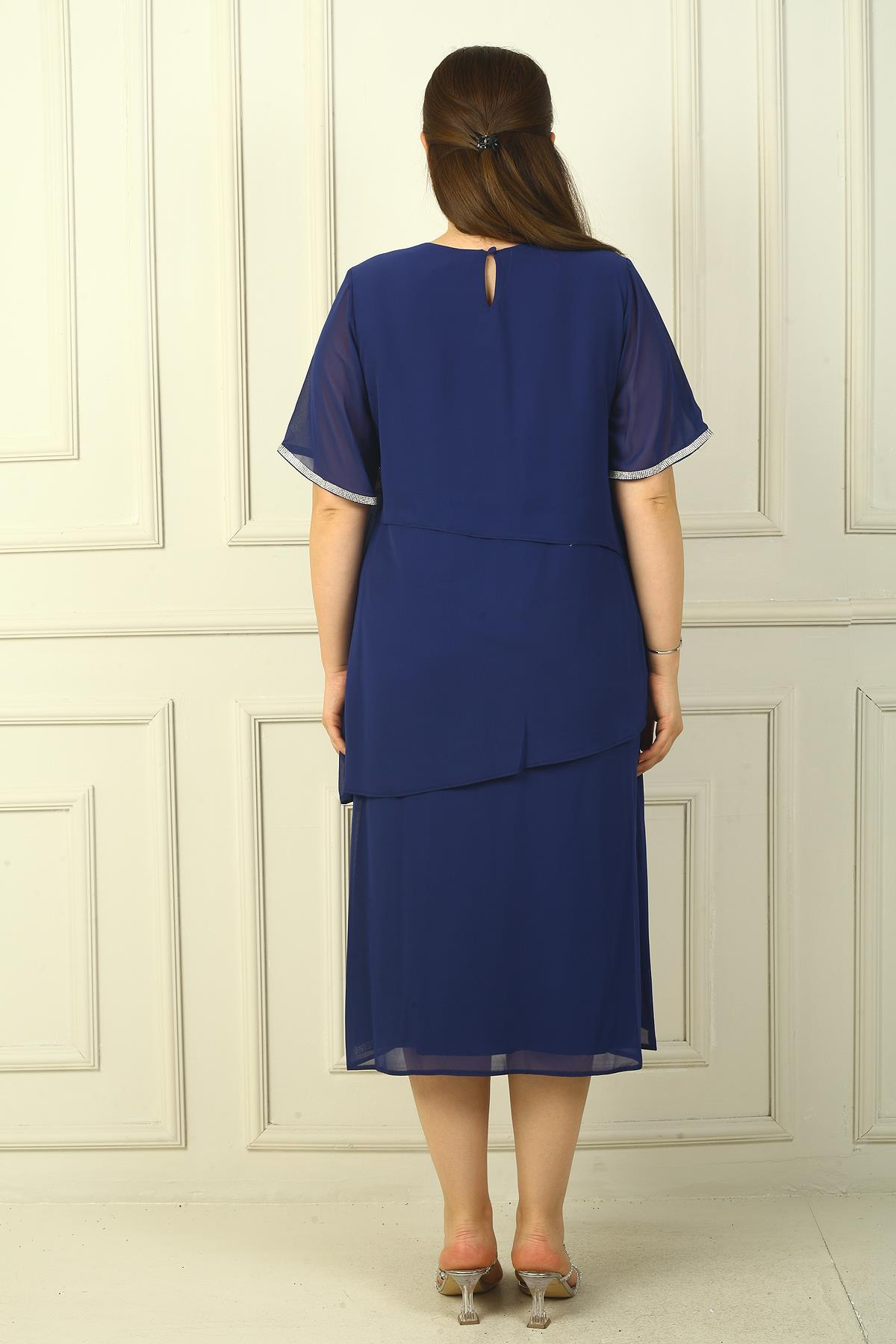 S-24Y2580008Kadın Taş Detaylı Astarlı Kısa Kollu 3 Kat Şifon Büyük Beden Elbise