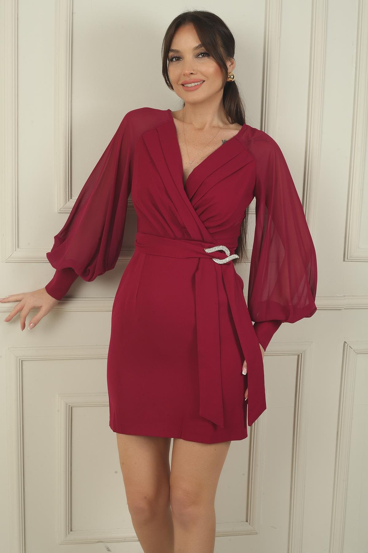 S-24Y2580030Kadın Kruvaze Yaka Şifon Kollu Önü Büzgülü Kuşaklı Krep Kısa Elbise