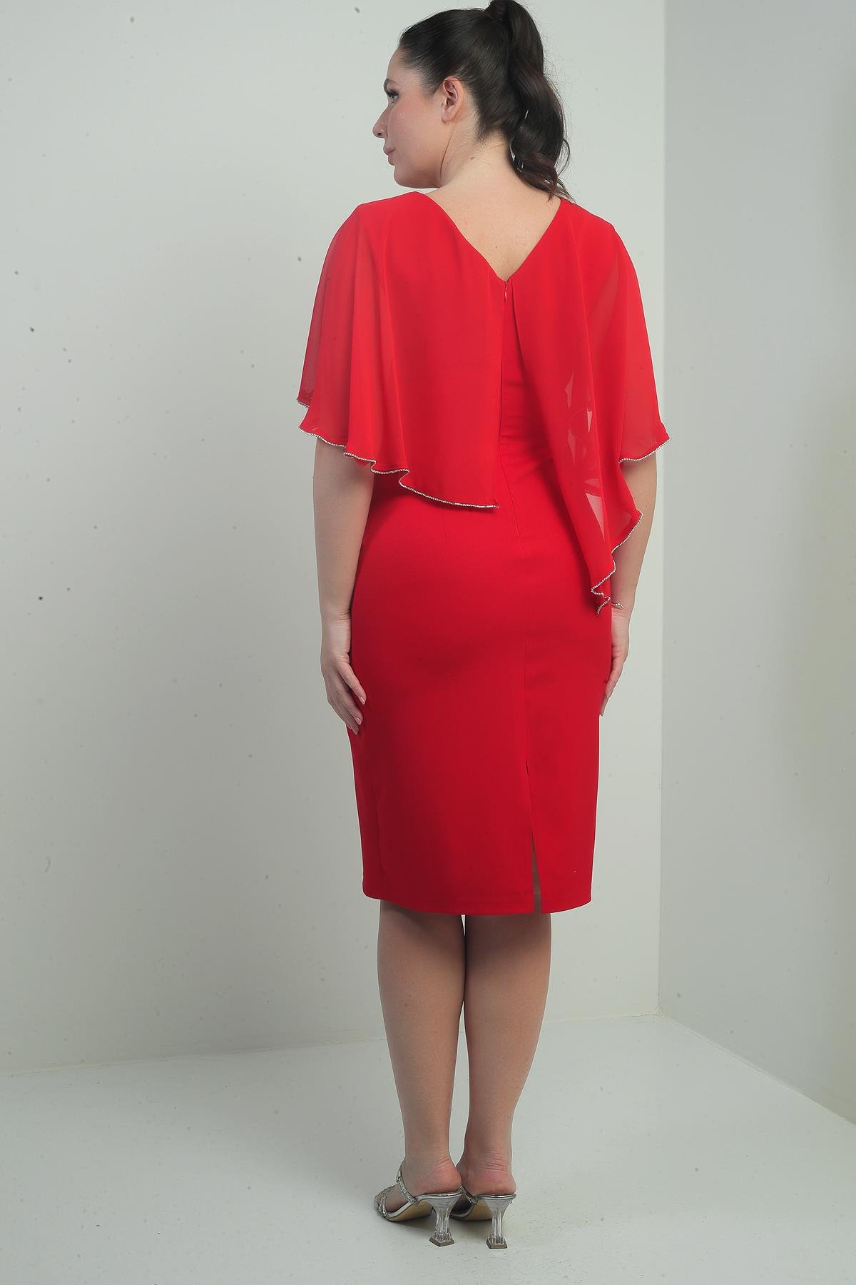 S-24Y2580032Kadın Ön Arka V Yaka Üstü Şifon Taş Detaylı Güllü Büyük Beden Krep Kısa Elbise