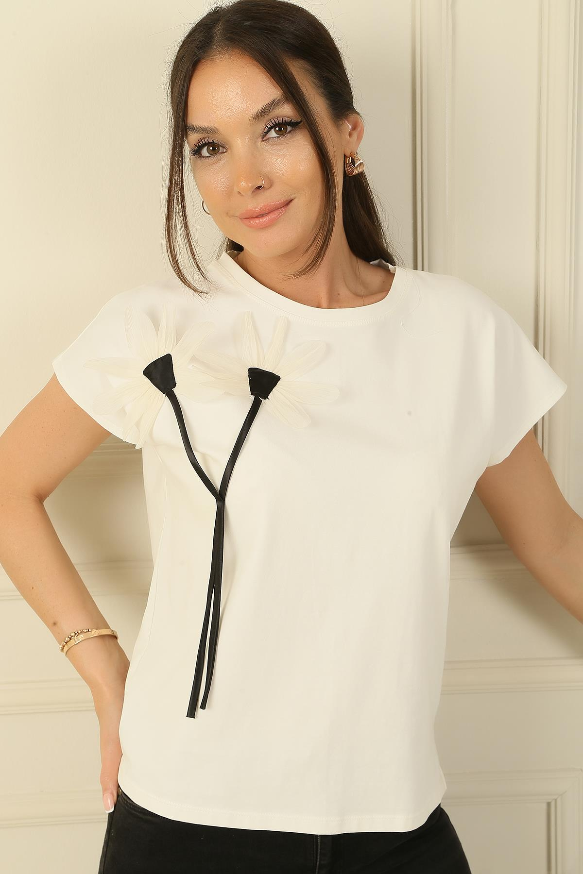 S-24Y2800008Çiçek Baskılı Kısa Kollu Tshirt