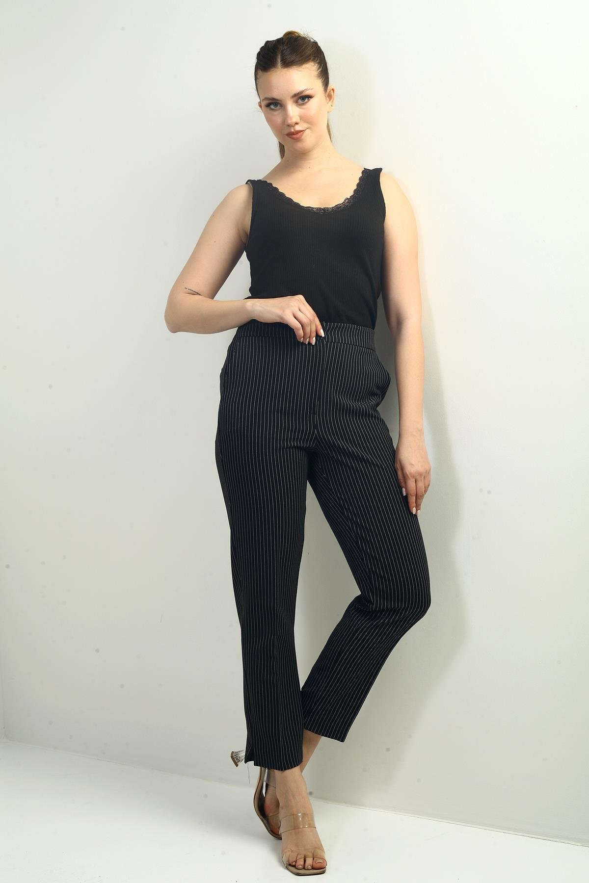 S-24Y2800017Kadın Beli Lastikli Cepli Boyuna Çizgili Dar Paça Pantolon
