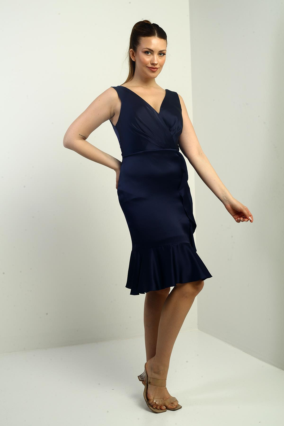 S-24Y3050015Kadın Kruvaze Yaka Astarlı Önü Drapeli Önü Volanlı Saten Kısa Elbise