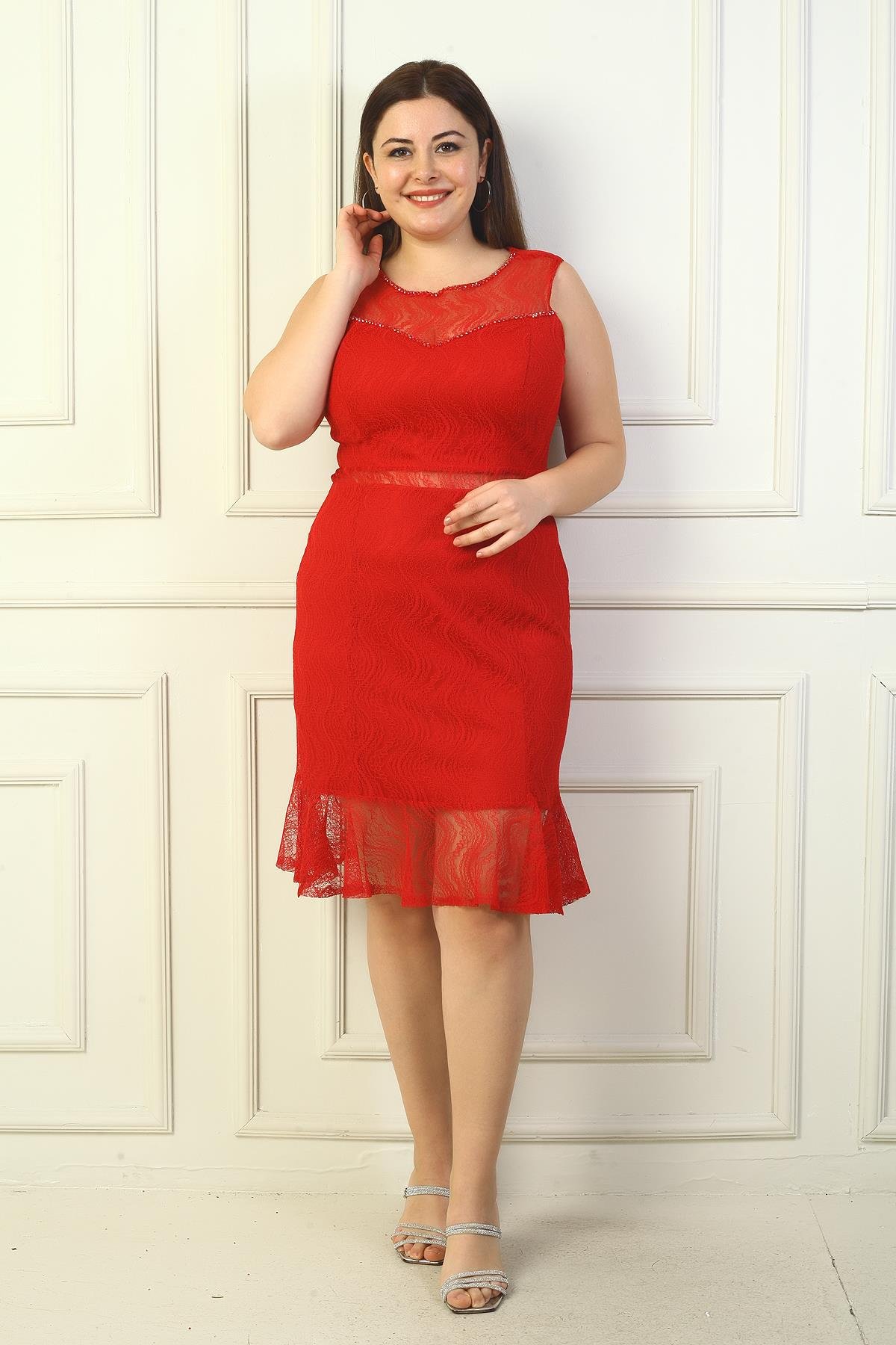 S-24Y3050025Kadın Önü Boncuk İşlemeli Eteği Volanlı Astarlı Büyük Beden Dantel Elbise