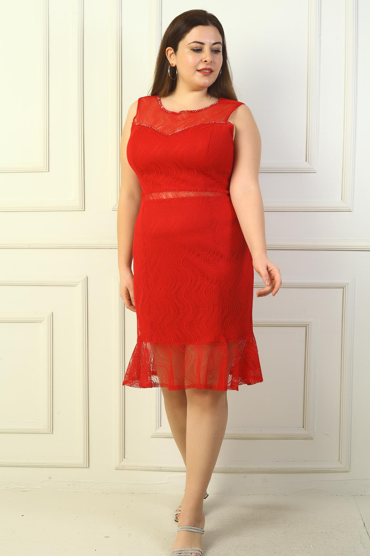 S-24Y3050025Kadın Önü Boncuk İşlemeli Eteği Volanlı Astarlı Büyük Beden Dantel Elbise