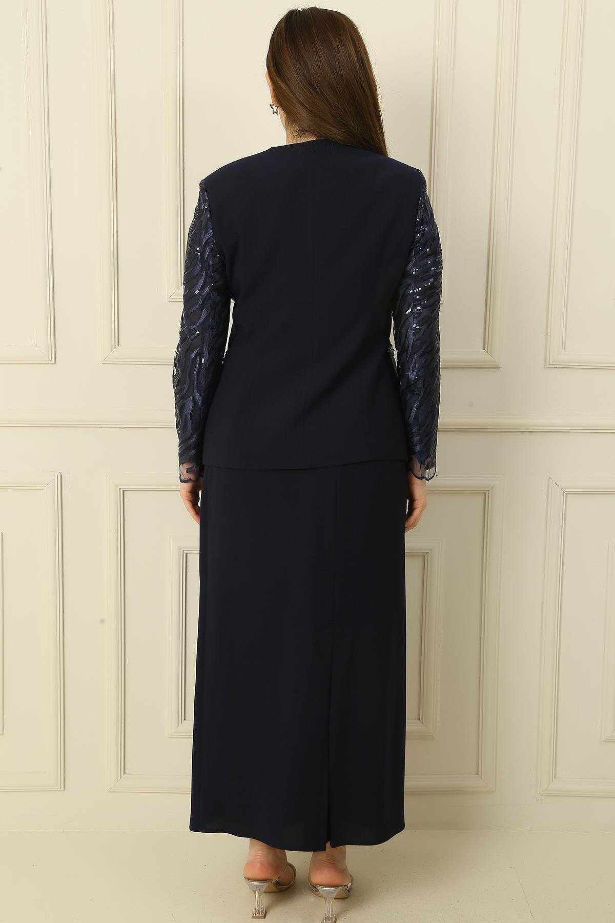 S-24Y3070005İçi Yarım Ay Kol Bluz Pul NakışişlemeBoncuk Detaylı Ceket Etek Astarlı Büyük Beden 3'lü Takım