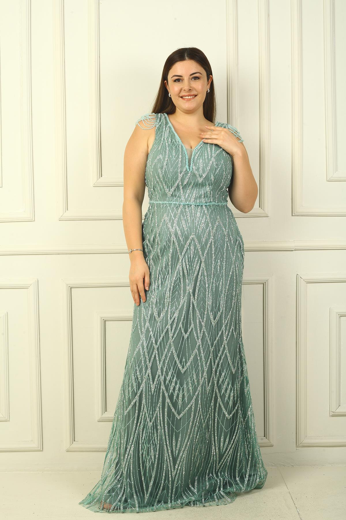 S-24Y3800001Kadın Omzu Püsküllü Astarlı Boncuk Ve Taşlı Büyük Beden Uzun Elbise