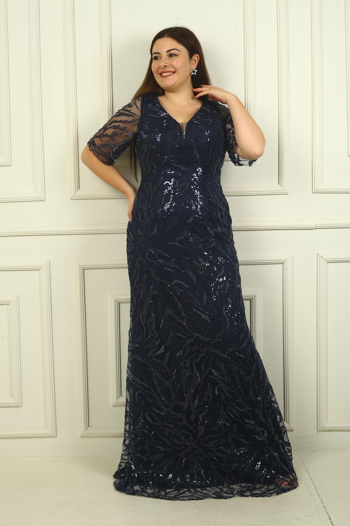 S-24Y3800002Kadın Ön Arka V Yaka Boncuk-Pul İşlemeli Astarlı Büyük Beden Elbise