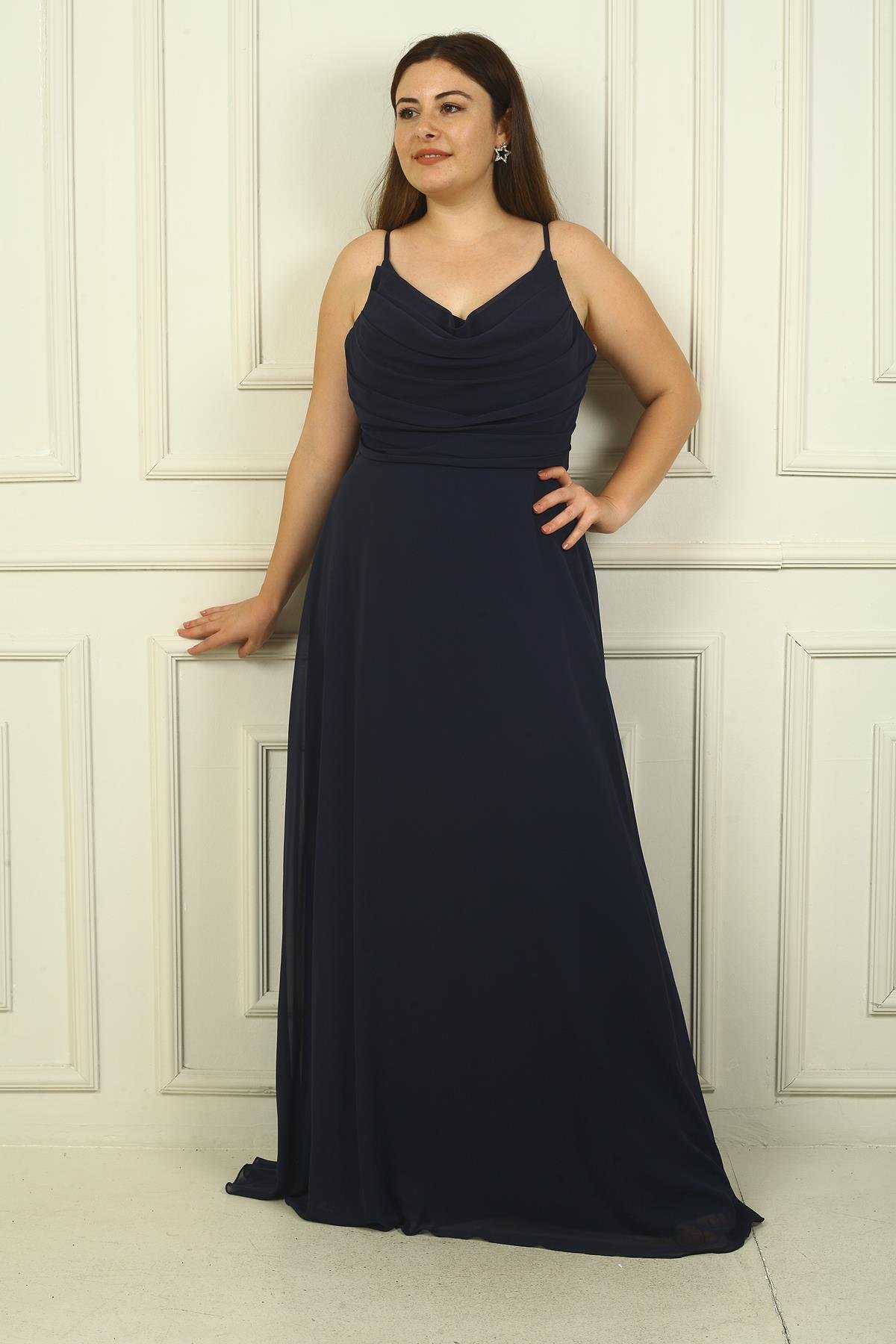 S-24Y3800005Kadın İp Askılı Önü Drapeli Astarlı Büyük Beden Uzun Şifon Elbise