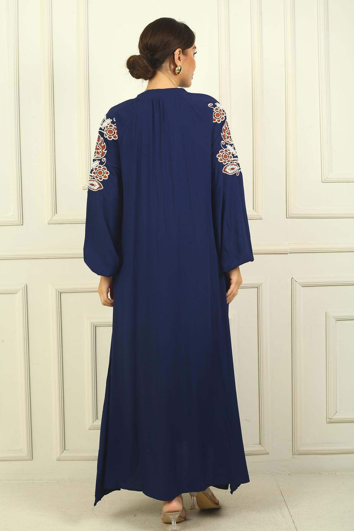 S-24Y3880024Kadın Yakası Bağcıklı Kolları Ve Önü Nakışlı Rahat Kalıp Uzun Viskon Elbise