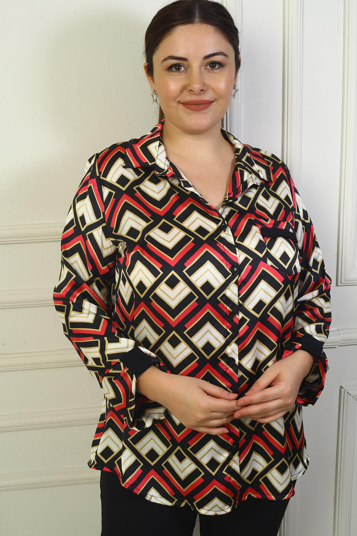 S-24Y4040025Kadın Tek Cepli Geometrik Desenli Büyük Beden Saten Gömlek