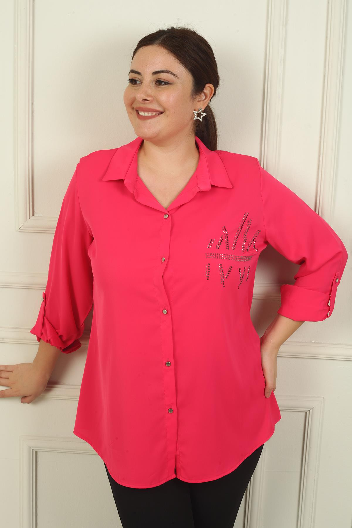 S-24Y4040027Kadın Kol Katlamalı Taş Detaylı Krep Saten Büyük Beden Gömlek