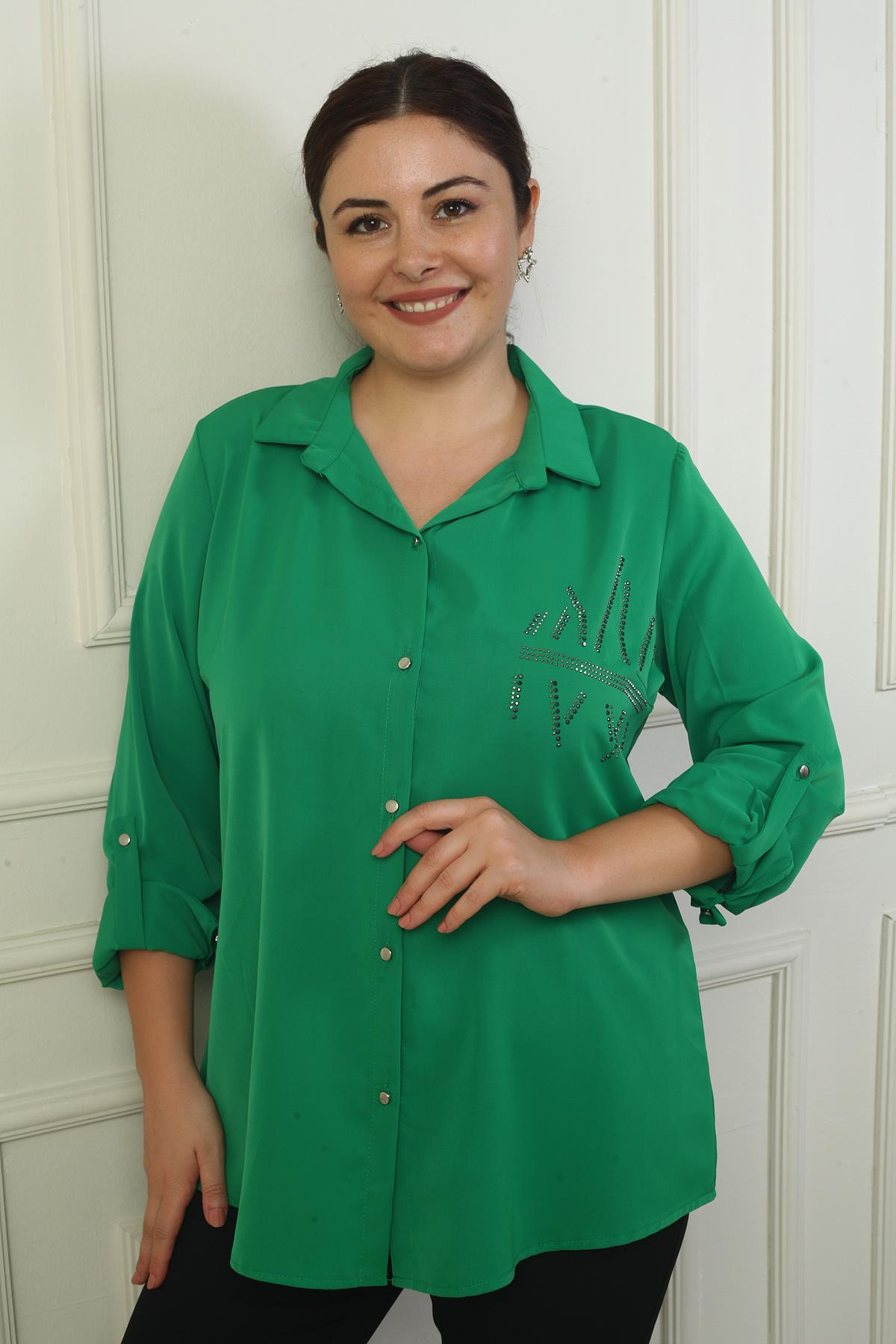 S-24Y4040027Kadın Kol Katlamalı Taş Detaylı Krep Saten Büyük Beden Gömlek