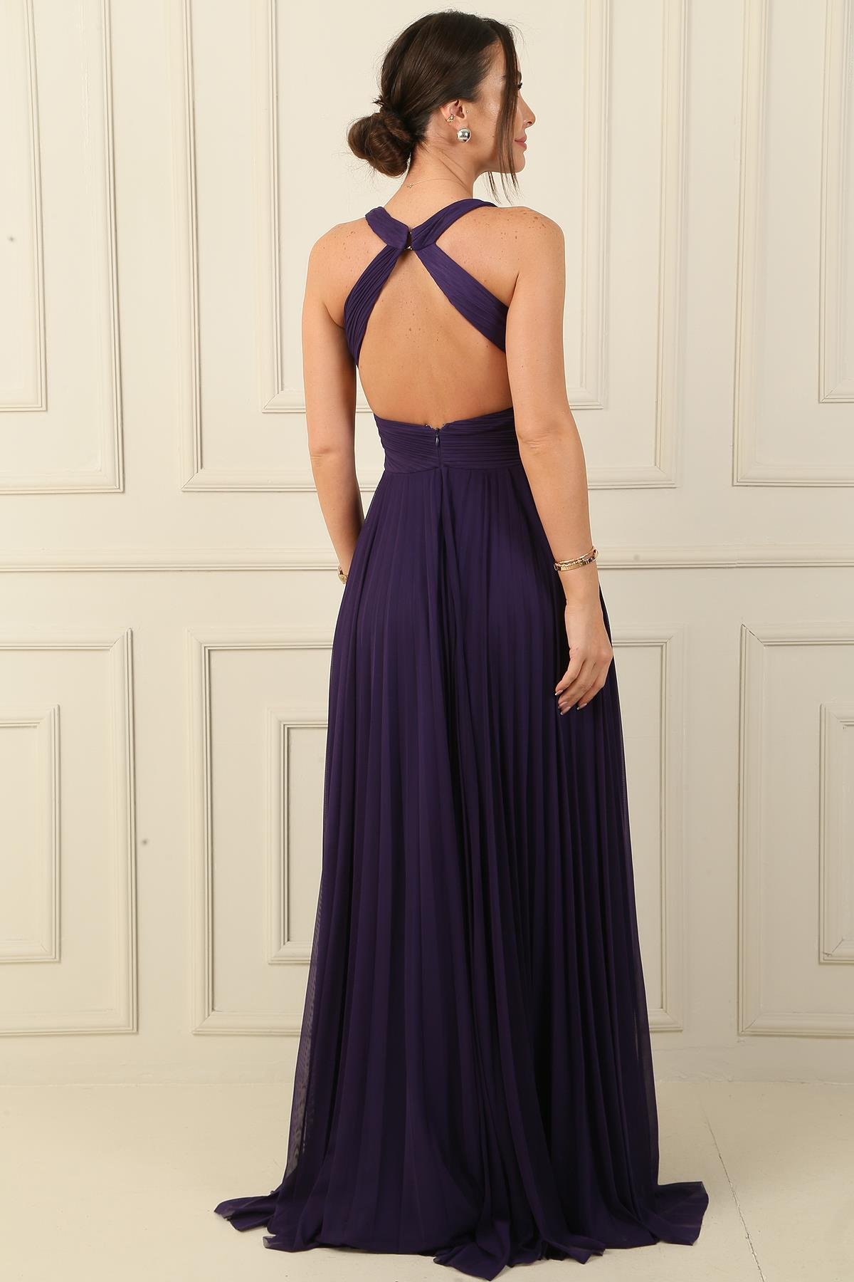 S-24Y4120007Sırt Dekolteli Önü Düğüm Detaylı Astarlı Pileli Uzun Şifon Abiye Elbise