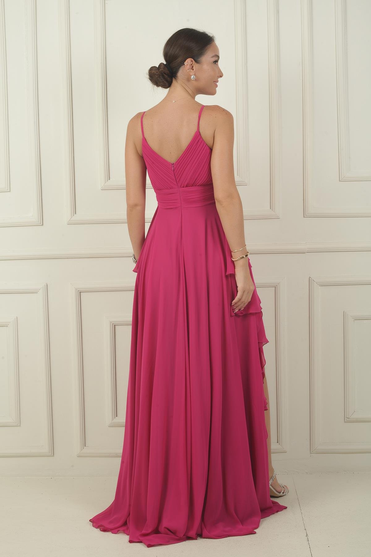 S-24Y4120011Kadın İp Askılı Yanları Yırtmaçlı Astarlı Volanlı Şifon Uzun Elbise