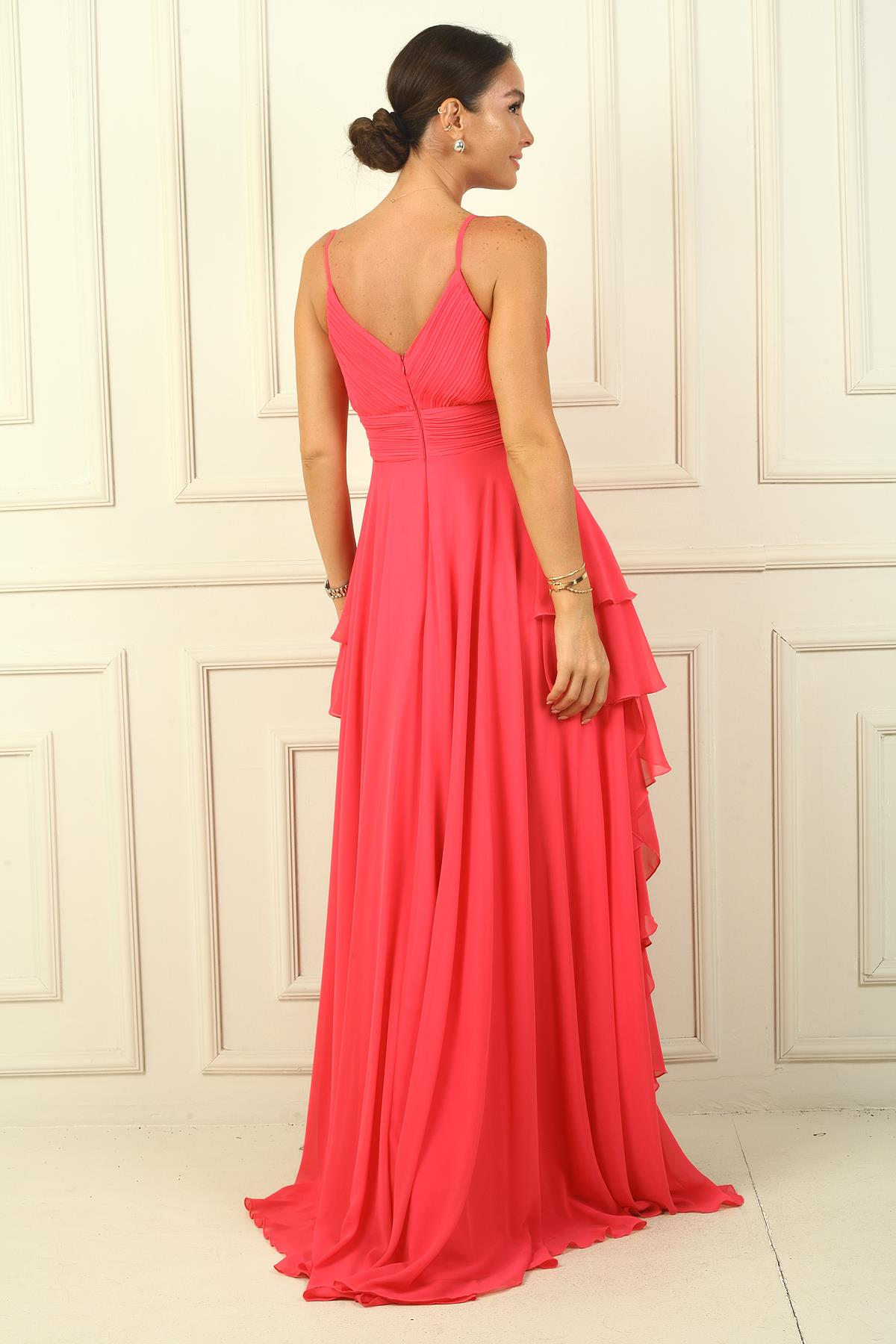 S-24Y4120011Kadın İp Askılı Yanları Yırtmaçlı Astarlı Volanlı Şifon Uzun Elbise