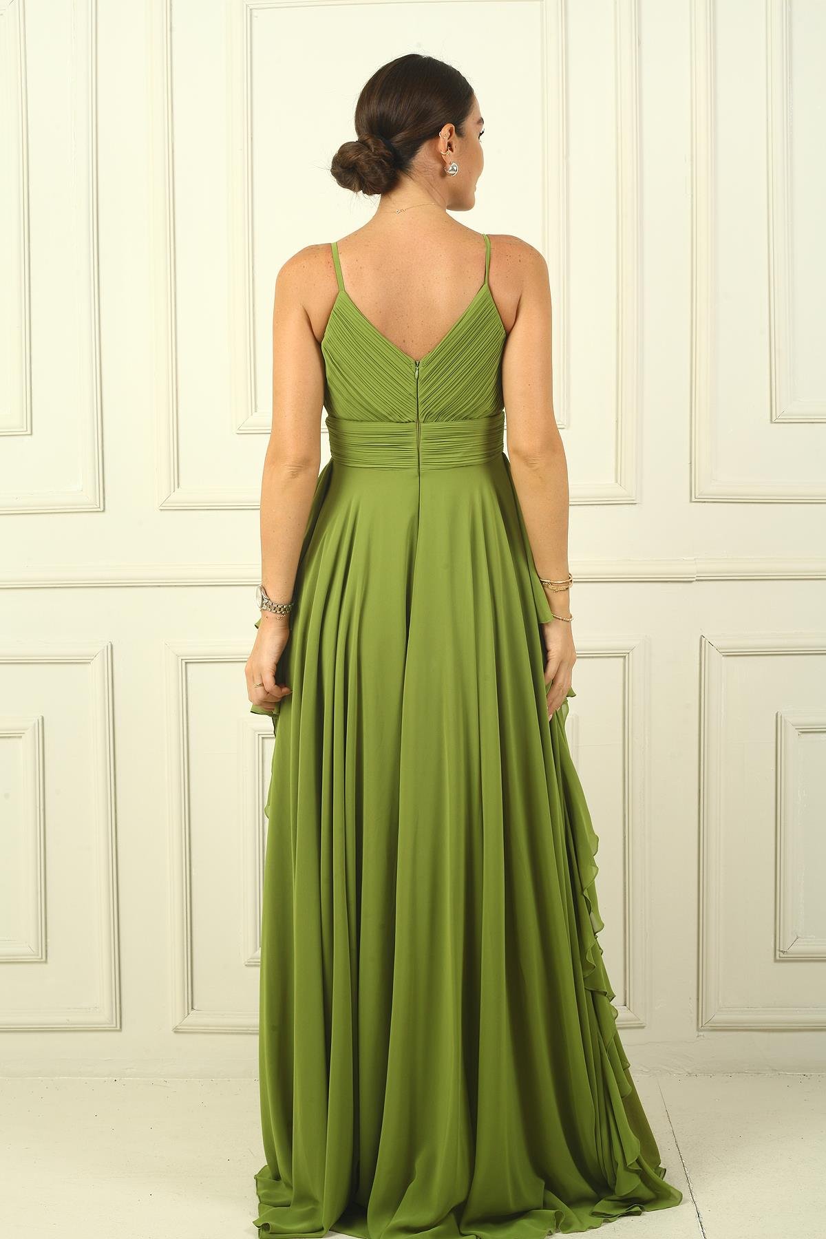 S-24Y4120011Kadın İp Askılı Yanları Yırtmaçlı Astarlı Volanlı Şifon Uzun Elbise