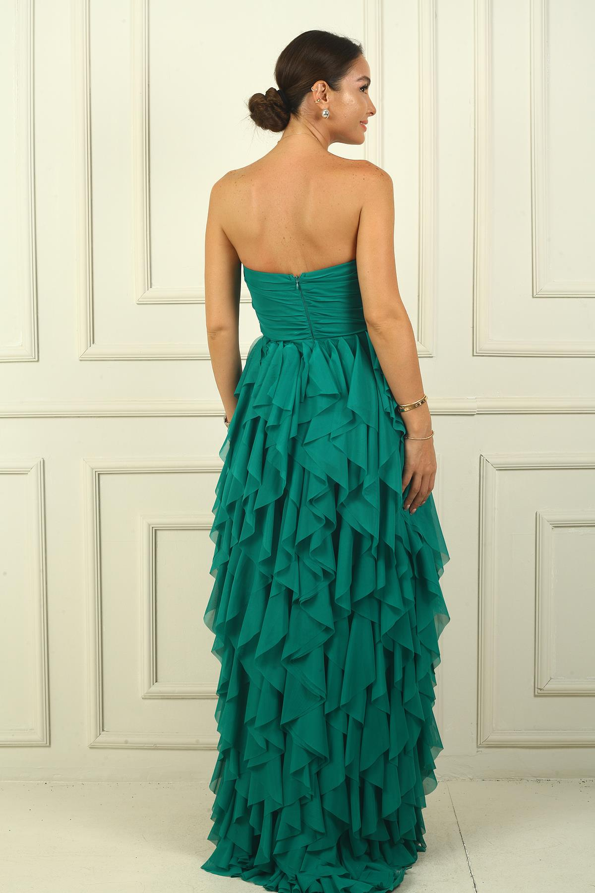 S-24Y4120012Straplez Önü Taş Detaylı Drapeli Astarlı Yanı Yırtmaçlı Volanlı Uzun Tül Elbise