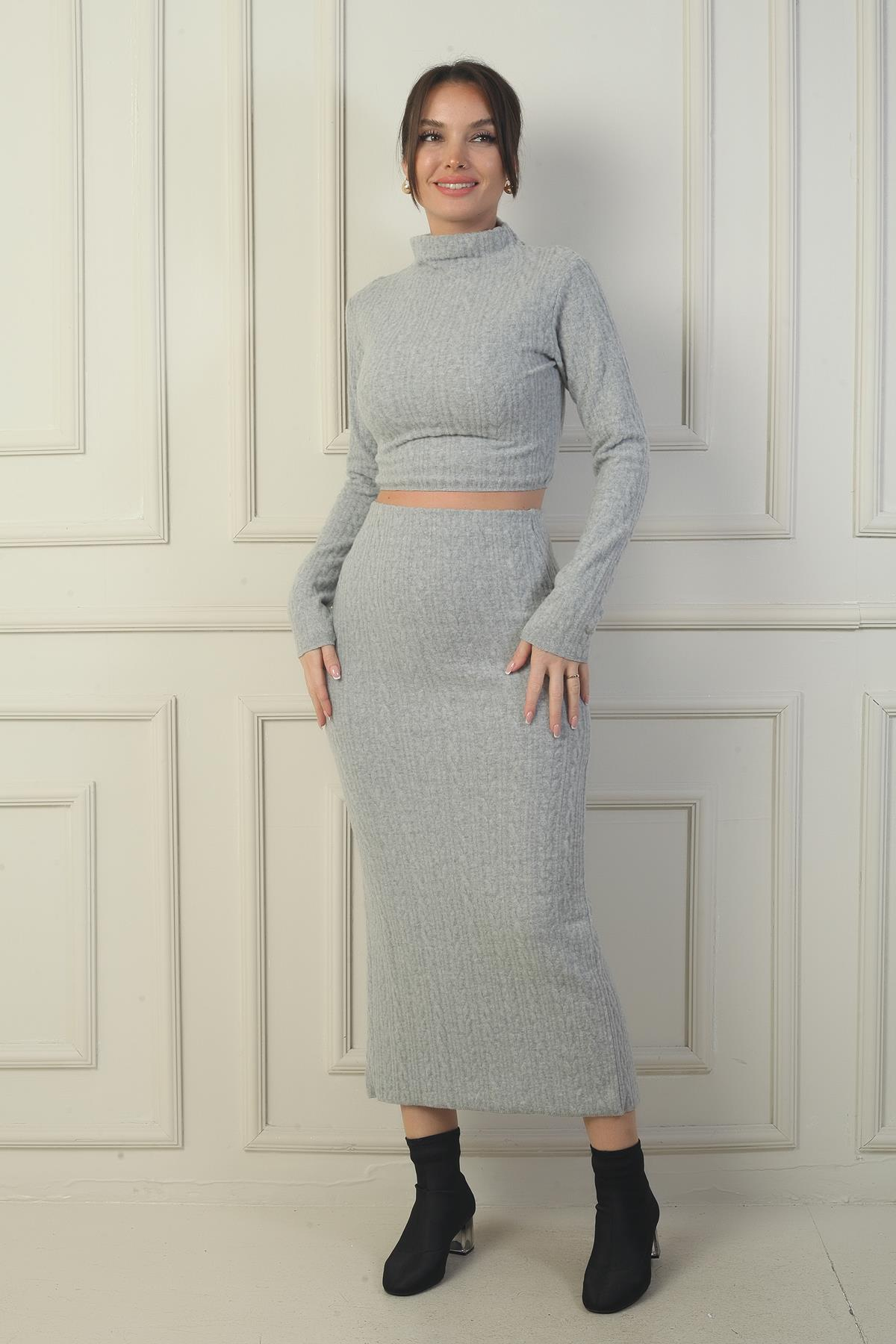 S-24Y4130009Kadın Balıkçı Yaka Crop Bluz Beli Lastikli Yırtmaçlı Etek 2'li Takım