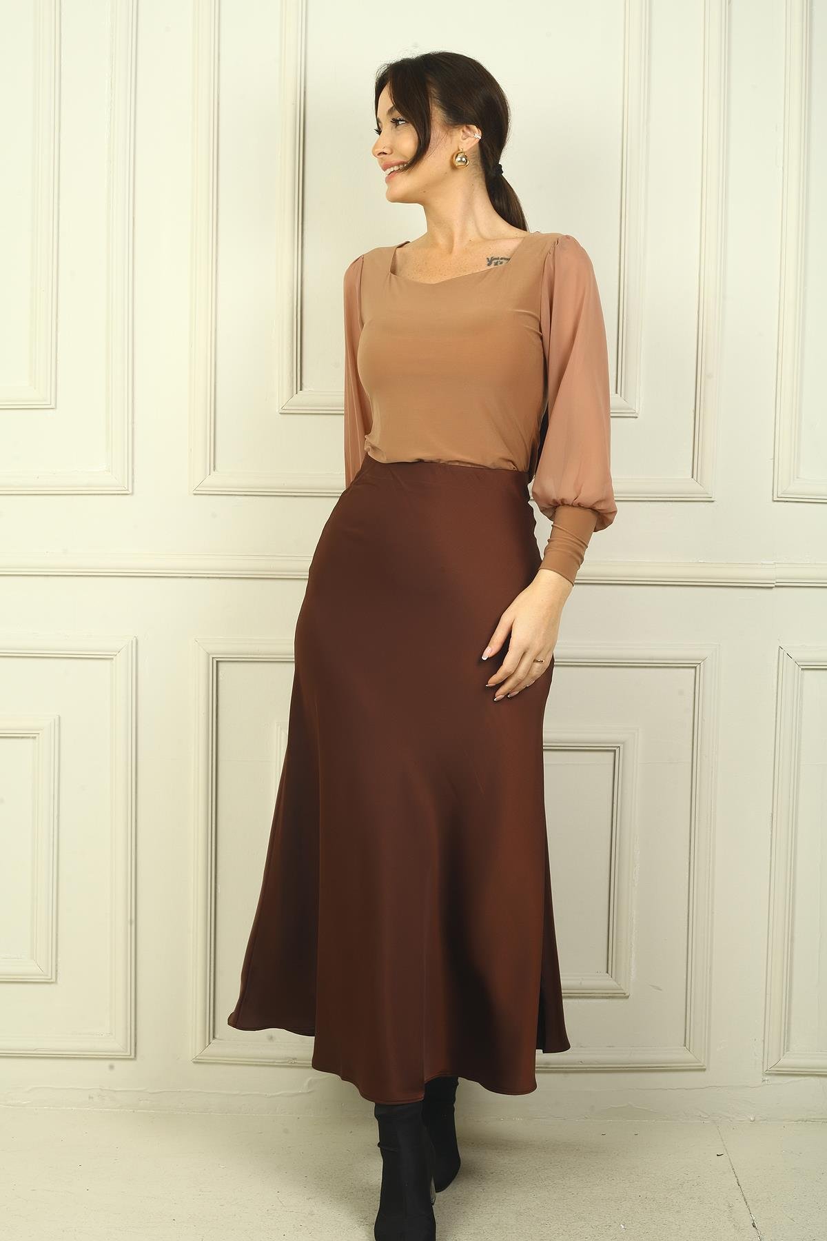 S-24Y4280011Kadın Beli Lastikli Uzun Saten Etek