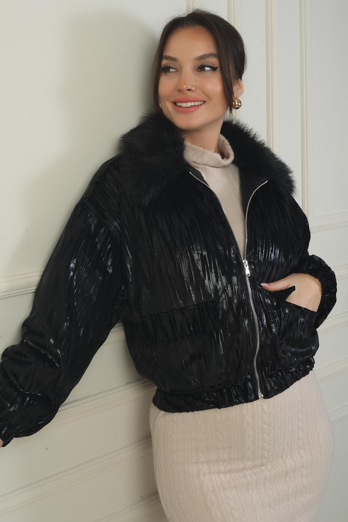 S-24Y4280014Kadın Yakası Kürklü Önü Fermuarlı İçi Astarlı Zigzag Desen Mont