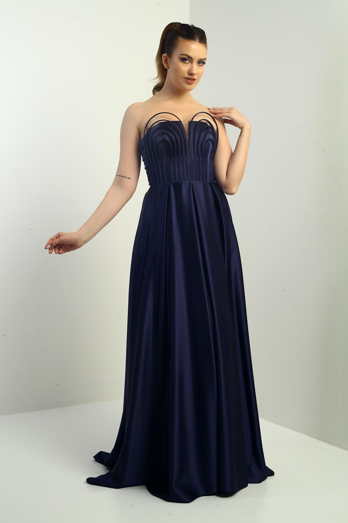 S-25K0230002Kadın Straplez Astarlı Önü Balen Biyeli Cepli Kloş Uzun Saten Abiye Elbise