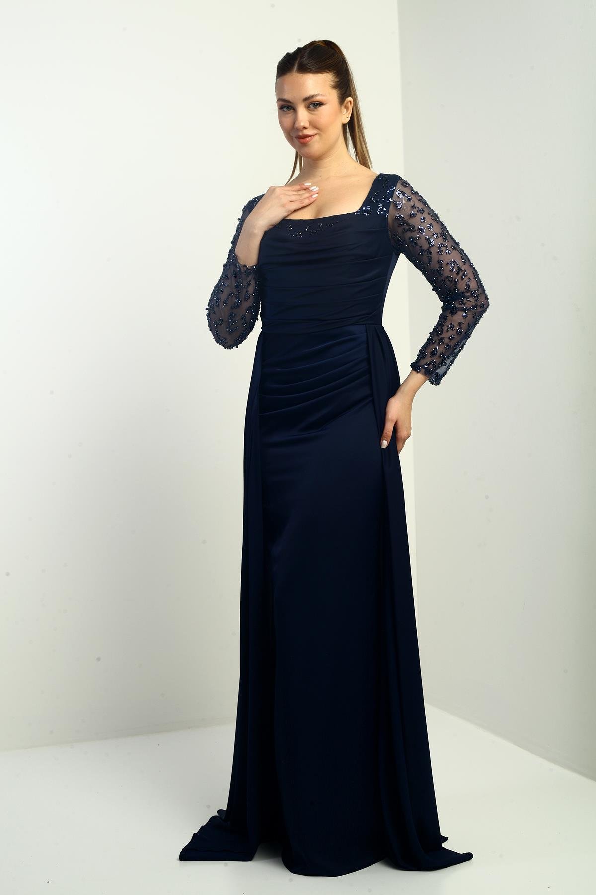 S-25K0230003Kadın Kare Yaka Astarlı Kolu Boncuklu Geniş Beden Aralıklı Krep Saten Uzun Abiye Elbise